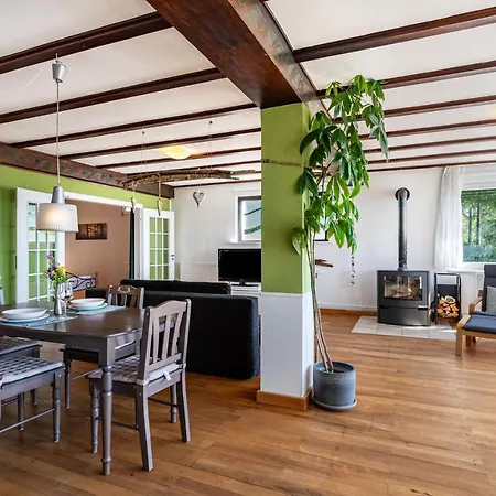 Augensteins Burgzimmer Apartamento